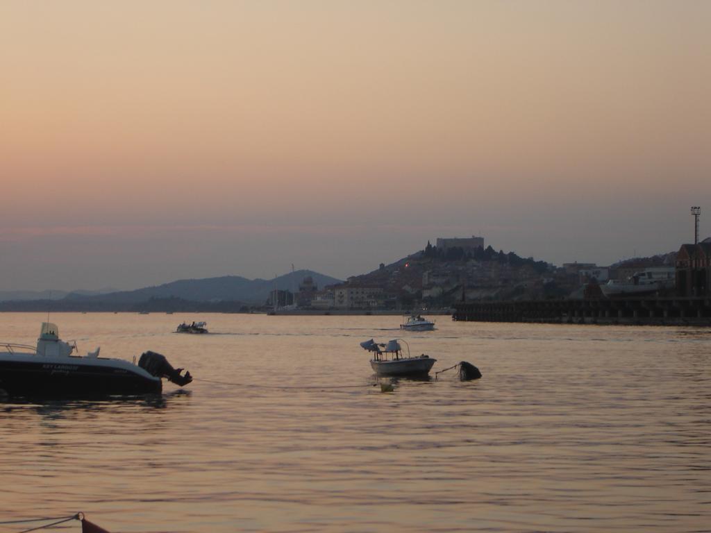 Apartment Sibenik Mandalina エクステリア 写真